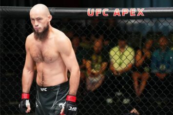 Ринат Фахретдинов вернется в октагон на UFC в Париже