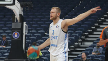 Денис Захаров покинул БК «Зенит» после пяти успешных сезонов