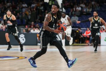 УНИКС усилился разыгрывающим Пэрисом Ли