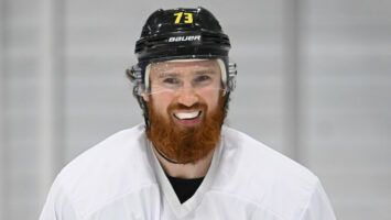 ХК «Амур» усилил оборону приобретя Ярослава Дыбленко