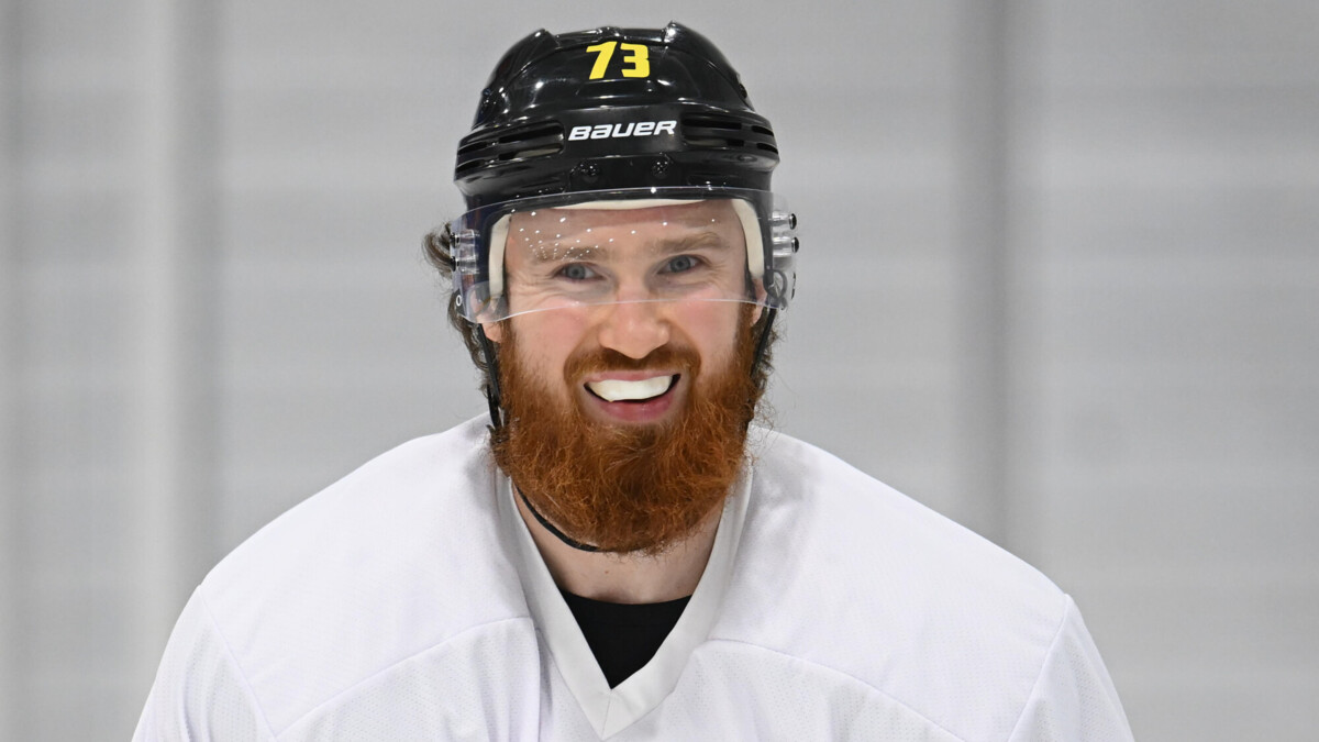 ХК «Амур» усилил оборону приобретя Ярослава Дыбленко