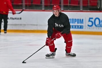 ХК «Спартак» усилился перспективным снайпером Станиславом Яровым