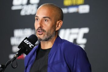 Комментатор UFC выразил обеспокоенность безопасностью бойцов после шокирующего зрелища в Абу-Даби