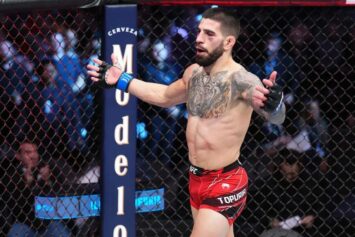 Пол Фелдер настаивает, чтобы Илия Топурия защищал титул против россиянина