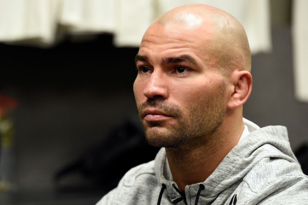 Артем Лобов