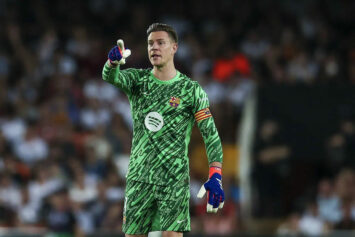 «Барселона» временно отстранила тер Стегена от капитанства