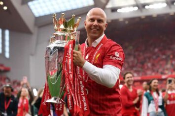 Арне Слот высказался о шансах «Ливерпуля» на титул АПЛ и трансферных расходах клуба