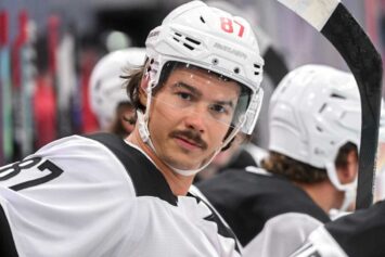 Николай Голдобин стал игроком СКА после драфта отказов