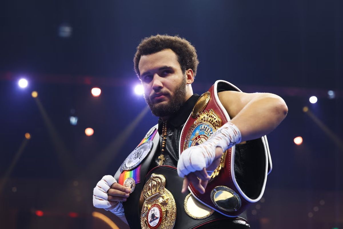 Мозес Итаума