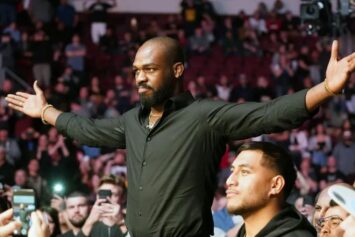 Джон Джонс заявил о желании провести тренировку с Хамзатом Чимаевым