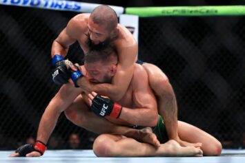 Де Риддер и Уиттакер раскритиковали рефери главного события UFC 319