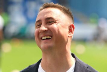 Быстров оценил достижение Овечкина и рассказал, что спросил бы у него