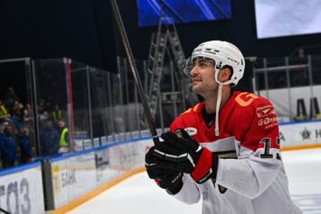 ХК «Авангард» сохранил ключевого нападающего Джованни Фьоре