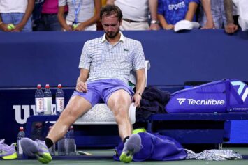 US Open: Тиафо прокомментировал спорную паузу в матче Медведева и Бонзи