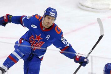 Форвард СКА Хайруллин поделился ожиданиями от нового сезона