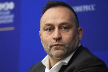 Депутат Свищев призвал УЕФА вернуть российские команды в международные турниры