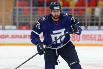 Соколов — о дебютной победе в КХЛ: «Торпедо» смогло переломить ход матча»