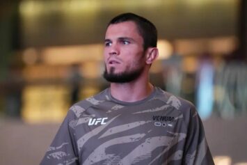 Эксперт назвал главное оружие Умара Нурмагомедова против Марио Баутисты