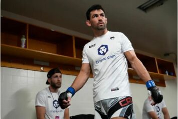 Крус раскрыл, какой подарок получил от главы UFC за бой с Джонсоном