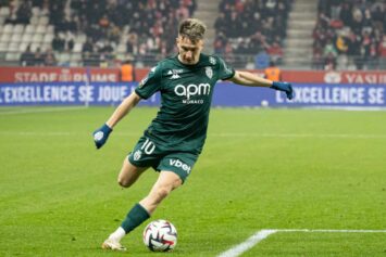 Хюттер: «Головин выбыл на месяц из-за травмы и пропустит старт Лиги чемпионов»