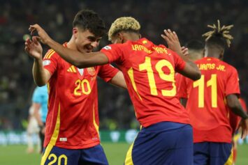 Испания возглавила рейтинг ФИФА, Россия поднялась на 33-е место