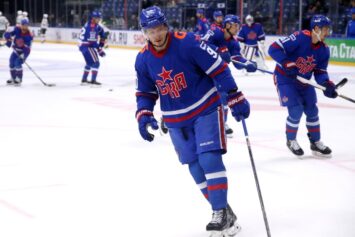 «Морально выдержали непростой период»: форвард СКА Зыков — о победе над «Динамо»