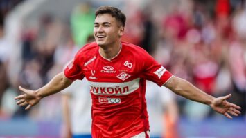 Нападющий «Спартака» Угальде объяснил эмоциональность Станковича: «Он живет футболом»