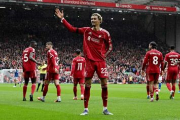 Каррагер и Кин объяснили преимущество «Ливерпуля» в чемпионской гонке АПЛ