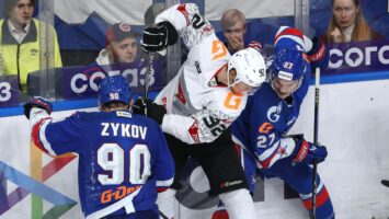 Пономарев — о матче с СКА: «Во втором периоде нас не было на льду»