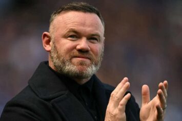 Бывший вратарь Премьер-лиги Кенни бросил вызов Руни на боксерский поединок