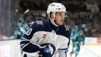 Чибриков набрал два очка и помог «Виннипегу» обыграть «Калгари» в предсезонке НХЛ