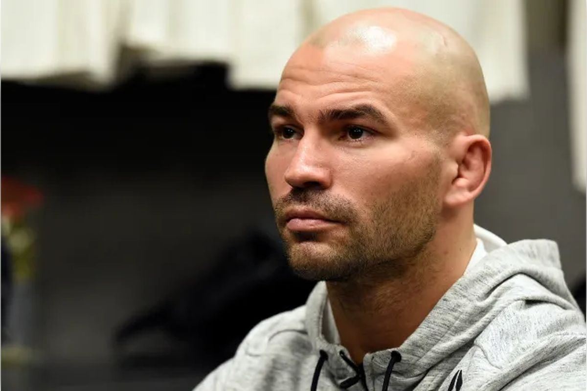 Артем Лобов