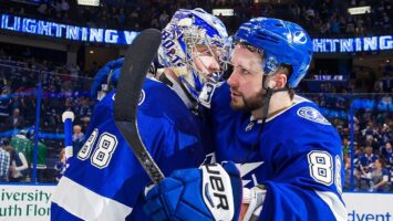 Двое россиян из «Тампы» вошли в десятку лучших игроков НХЛ