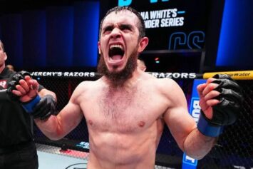 UFC подписал двух российских бойцов