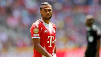 «Бавария» намерена удержать Гнабри и предотвратить его уход бесплатно