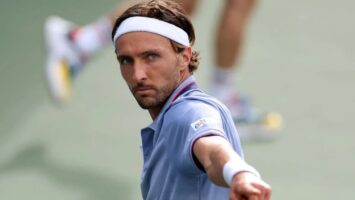 Риндеркнеш обыграл Медведева и сыграет в финале «Мастерса» в Шанхае