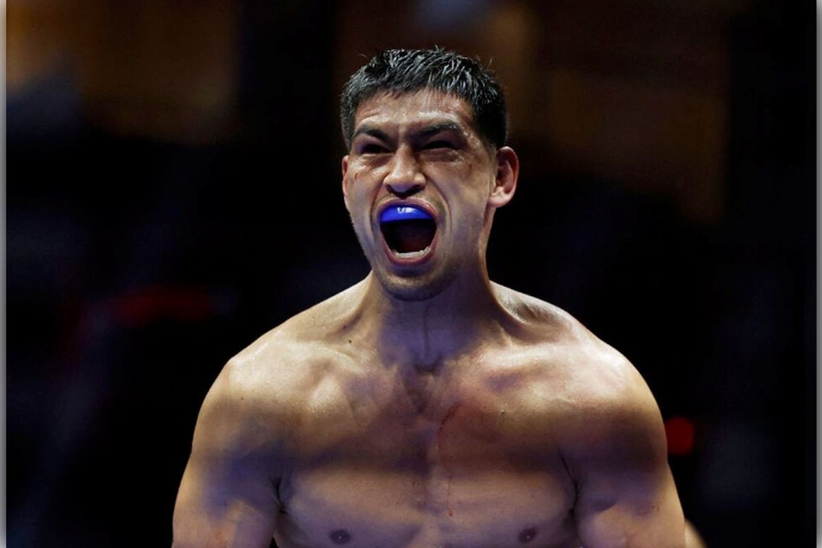 Дмитрий Бивол