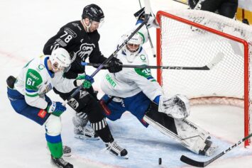 Букмекеры назвали «Трактор» фаворитом матча КХЛ против «Салавата Юлаева»