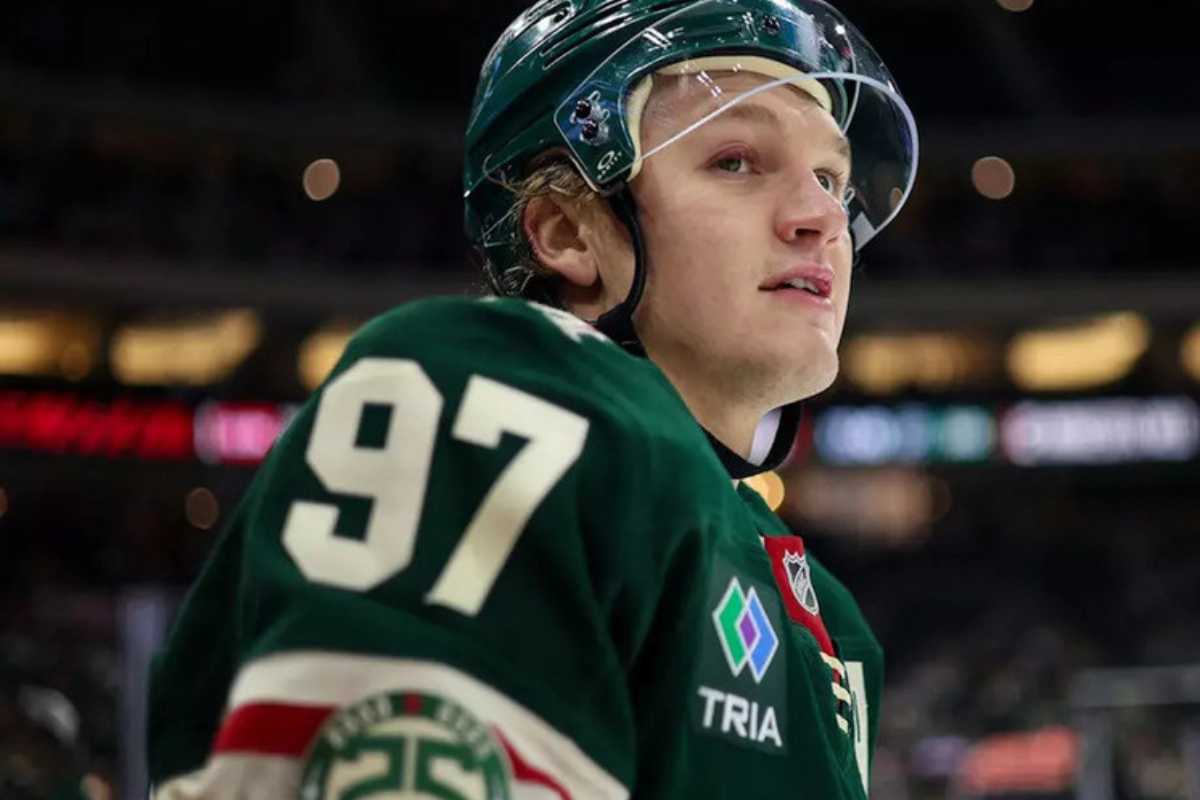 Форвард «Миннесоты» Капризов оценил дебютную шайбу Юрова в НХЛ