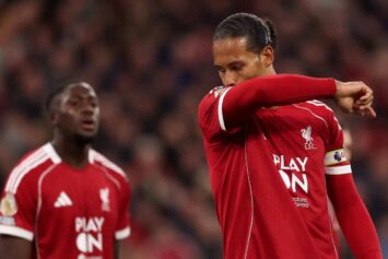 «Ливерпуль» не смог вылететь на матч с «Айнтрахтом» из-за неисправности самолета