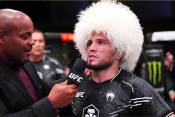 Нурмагомедов вступился за Махачева после слов Топурии