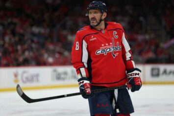 Овечкин сравнялся с Гретцки по количеству голов в третьих периодах