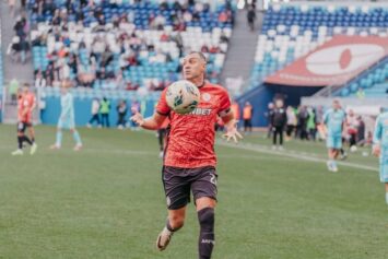 Ташуев оценил мотивацию Дзюбы в матче с «Локомотивом»