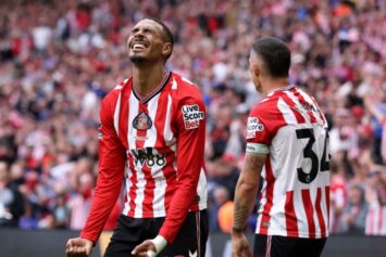 «Сандерленд» вырвал победу у «Челси» в гостях благодаря голу в компенсированное время