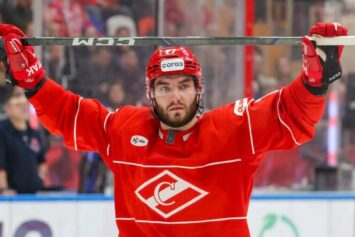 Фетисов прокомментировал допинг-пробу Морозова