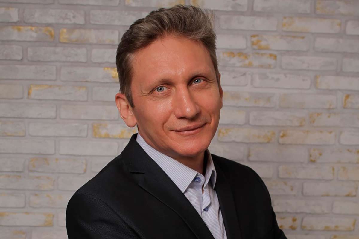 Виктор Ведерников