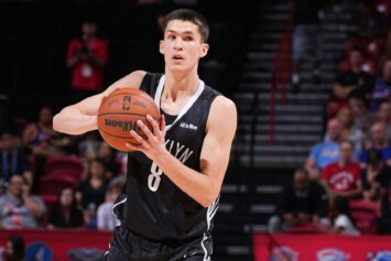 «Бруклин» потерпел шестое поражение подряд в НБА, Демин набрал пять очков