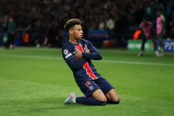 Полузащитник ПСЖ Дезире Дуэ — обладатель премии Golden Boy 2025