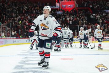 Букмекеры считают «Металлург» фаворитом матча КХЛ против СКА в Санкт-Петербурге