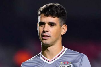 Экс-футболист «Челси» Оскар выписан из больницы после обморока